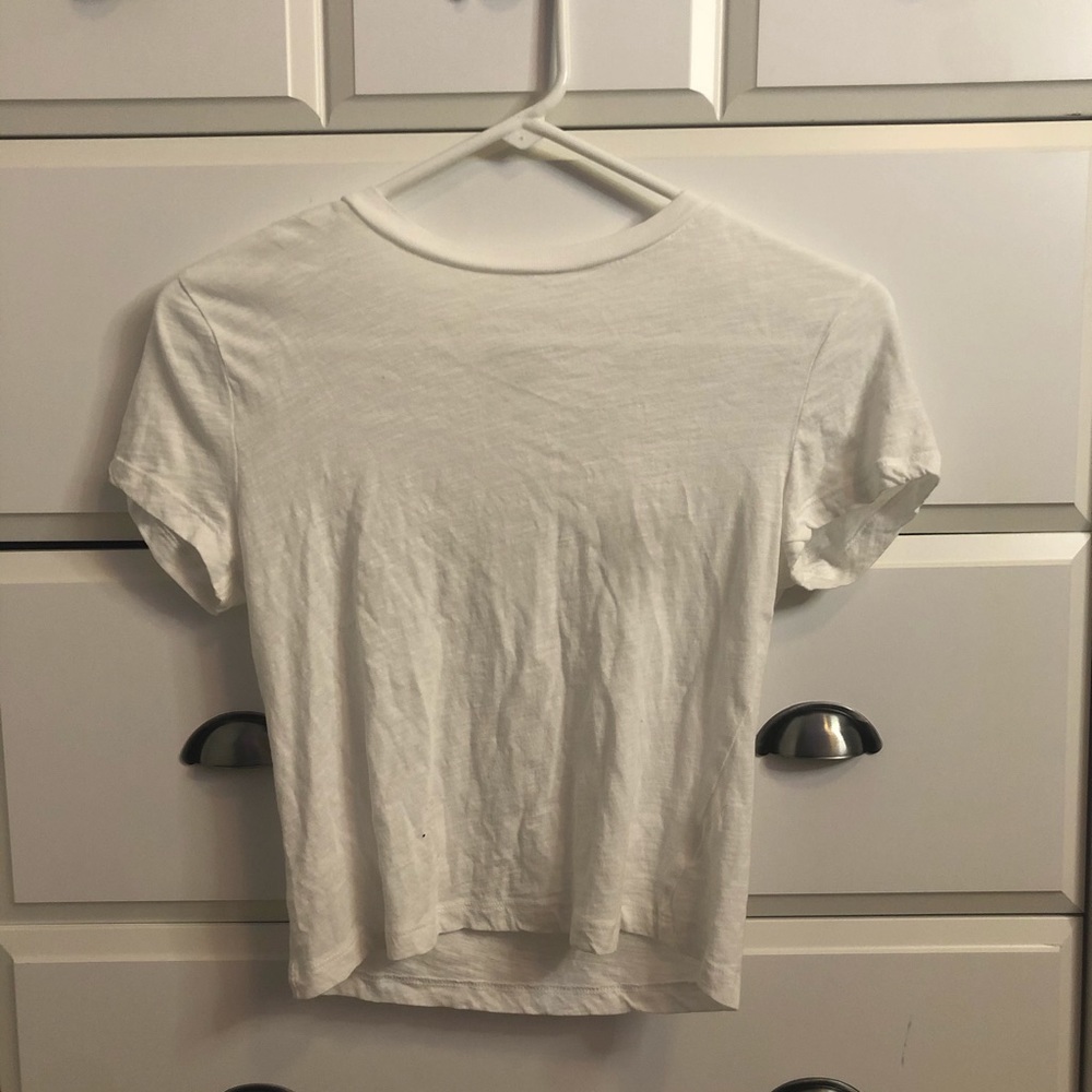 white t shirt
